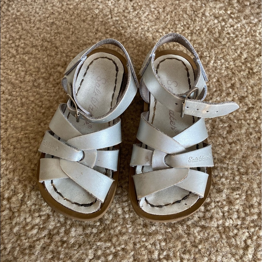 Saltwater toddler sandals size 6 summer spring shoes girl salt water silver